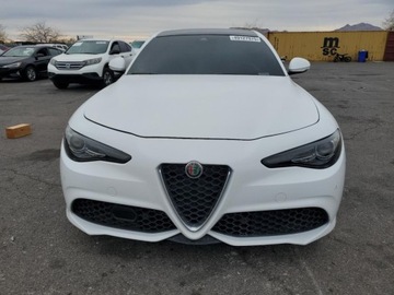 Alfa Romeo Giulia II Sedan Facelifting 2.0 Turbo 280KM 2022 Alfa Romeo Giulia Super 2022 2.0l 2.0 Benzyna 280KM, zdjęcie 5