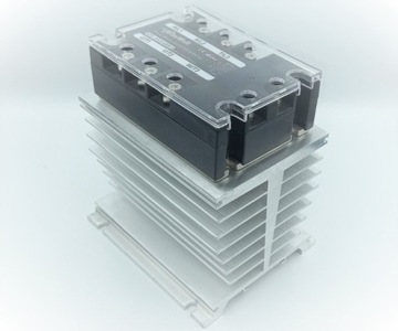Твердотельное контакторное реле SSR 40A 3F DA