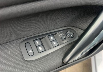 Peugeot 2019 Peugeot 308 1.2 beznyna 110 KM Nawigacja LED Kamera Sensor 1.2 Benzyna, zdjęcie 10