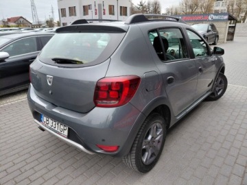 Dacia Sandero II Hatchback 5d Facelifting 0.9 TCe 90KM 2017 Dacia Sandero Stepway Salon PL Serwis Bezwypadek Benzyna 90KM, zdjęcie 6