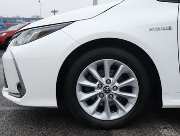 Toyota Corolla XII Sedan 1.8 Hybrid 122KM 2021 Toyota Corolla 1.8 Hybrid, Salon Polska, zdjęcie 13