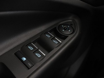 Ford Kuga II SUV 2.0 TDCi 150KM 2015 Ford Kuga GRATIS! Pakiet Serwisowy o wartości 900, zdjęcie 30