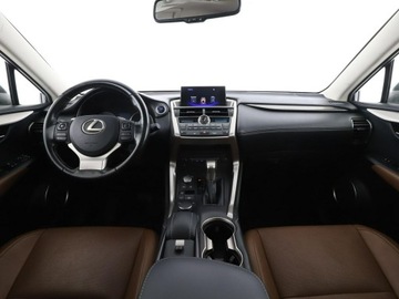 Lexus NX I SUV 300h 197KM 2017 Lexus NX GRATIS! Pakiet Serwisowy o wartości 700, zdjęcie 14