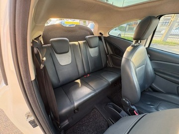 Ford Ka III 1.2 Duratec 69KM 2012 Ford KA 1.2 Klima Panorama 2012, zdjęcie 18