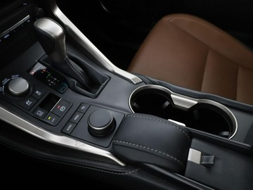 Lexus NX I SUV 300h 197KM 2017 Lexus NX GRATIS! Pakiet Serwisowy o wartości 700, zdjęcie 28