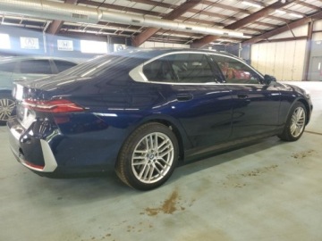 BMW Seria 5 G90-91 2024 BMW Seria 5 540XI 2024 3.0l 3.0 Benzyna 375KM, zdjęcie 3