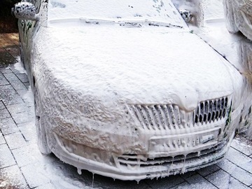 AKTYWNA PIANA MALINOWA MYJNIA BEZDOTYKOWA SZCZOTKA