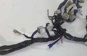 Установка основного ремня безопасности Yamaha Fz1 Fazer 06-15