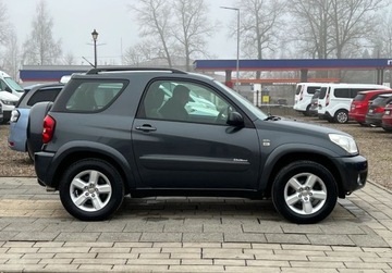 Toyota RAV4 II 2.0 i 16V 150KM 2005 Toyota RAV4 2.0VVT-i 150KM 4x4 Klimatronik Radio CD Hak Stan Bdb OPLACONY, zdjęcie 10