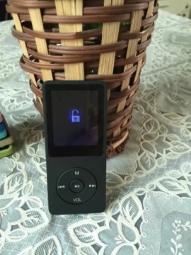 MP3-плеер Bluetooth 5.0 емкостью 16 ГБ с наушниками 1,8 дюйма, 70 часов воспроизведения
