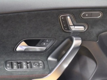 Mercedes Klasa A W177/V177 2025 MERCEDES-BENZ A Klasa 250 e AMG Line 1.3 272KM, zdjęcie 15
