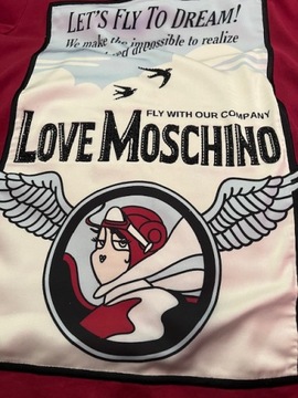 Śliczna Bluza t-shirt firmy Love moschino