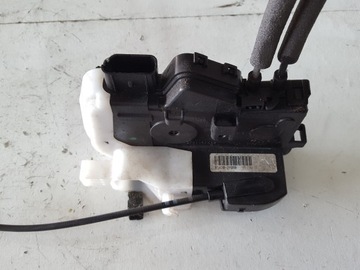 HYUNDAI IX35 10-16R ZÁMEK DVEŘE PRAVÝ ZADNÍ 7 PIN 81420-2Y000