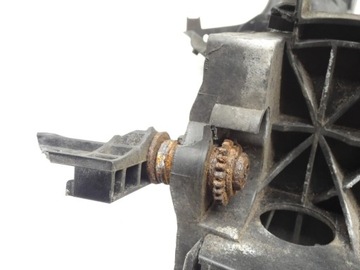 ВЫДВИЖНАЯ РУЧКА КРЕПЛЕНИЕ ФАРЫ ЛЕВАЯ ПЕРЕДНЯЯ AUDI A5 8T B8 8T0805607L