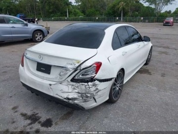 Mercedes Klasa C W205 2019 Mercedes-Benz Klasa C 2019 Mercedes-Benz C-Class C 300 4MATIC Sedan 2.0, zdjęcie 5