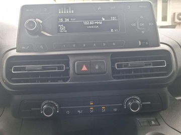 Opel Combo E Kombivan 1.5 Diesel 102KM 2018 Opel Combo Opel Combo Life 1.5 CDTI Enjoy SS 1.5 Diesel 102KM, zdjęcie 17