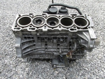 Blok silnik dół volvo s60 s80 v70 2.4 d5