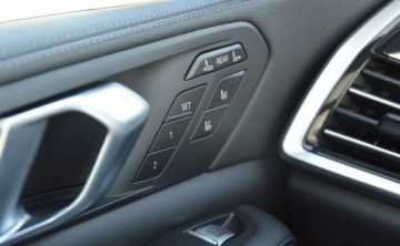 BMW X7 SUV M 3.0 M50d 400KM 2020 BMW X7 M50D 400 KM Led M Pakiet Ambiente Head Up Navi 360 Hak Salon PL 3.0, zdjęcie 20