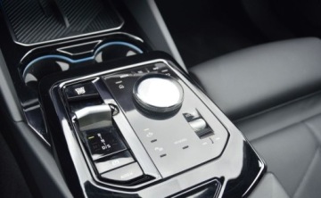 BMW Seria 5 G90-91 Sedan Plug-In 3.0 50e 489KM 2024 BMW Seria 5 550e 489KM xDrive M Sport Adaptive LED BowersWilkins Ambiente, zdjęcie 21