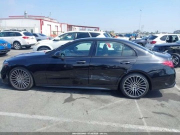 Mercedes Klasa C W206 2022 Mercedes-Benz Klasa C 300 2022 2.0l 2.0 Benzyna 255KM, zdjęcie 2