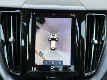 Volvo XC60 II Crossover D4 190KM 2020 Volvo XC 60 B4 B Momentum aut, Salon PL! 1 wł.!, zdjęcie 23