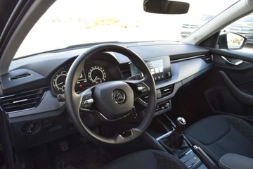 Skoda Kamiq Crossover 1.0 TSI 110KM 2023 Skoda Kamiq SalonPL 110KM AmbitionPakiety Gwarancja Podgrz.fot LED ALU ASO, zdjęcie 8