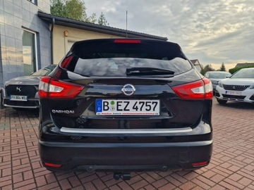 Nissan Qashqai II Crossover 1.2 DIG-T 115KM 2014 Nissan Qashqai Benzyna Tekna Navigacja Panorama, zdjęcie 12