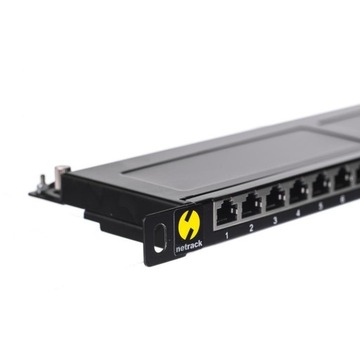 Netrack patchpanel 19'' 24p kat 5e FTP 0,5U półka 24 porty z półką