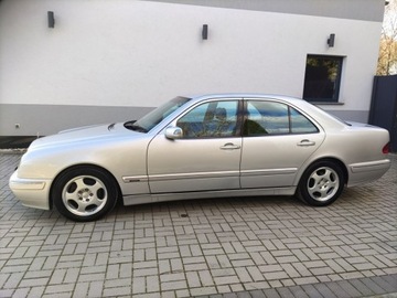 Mercedes Klasa E W210 Sedan 2.6 170KM 2001 Mercedes E 240 170KM Avantgarde Xenony Skóra, zdjęcie 8