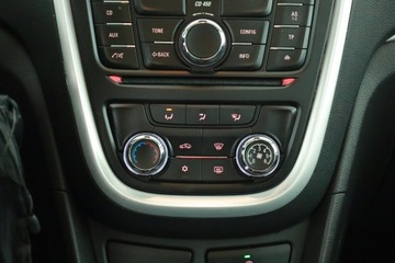 Opel Mokka I SUV 1.6 Ecotec 115KM 2014 Opel Mokka 1.6, Klima, Tempomat, zdjęcie 10