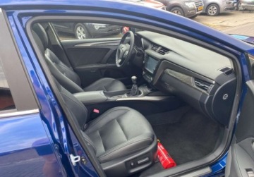 Toyota Avensis III Wagon Facelifting 2015 2.0 D-4D 143KM 2016 Toyota Avensis Toyota Avensis IIIKOMBI 2.0 Diesel 143KM, zdjęcie 12