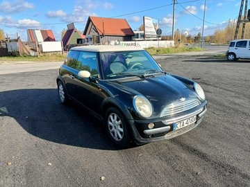 Mini One I 1.6 90KM 2002 Mini ONE 1.6 02r