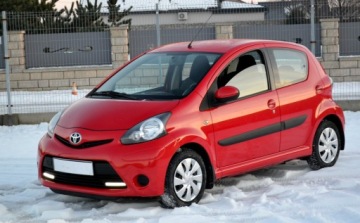 Toyota Aygo I Hatchback 5d Facelifting 1.0 VVT-i 68KM 2012 Toyota Aygo 5 Drzwi KLIMA Zadbany Benzyna 68KM