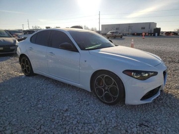 Alfa Romeo Giulia II 2024 Alfa Romeo Giulia 2024 Alfa Romeo Giulia Ti RWD 2.0 Benzyna 280KM, zdjęcie 4