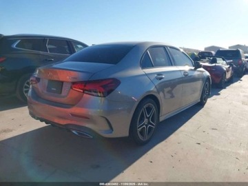 Mercedes Klasa A W177/V177 2021 Mercedes-Benz Klasa A MERCEDES-BENZ A 220 4MATIC 2.0 Benzyna 188KM, zdjęcie 3