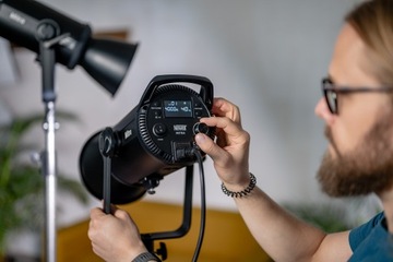 Светодиодная лампа Newell RGB Mitra 180