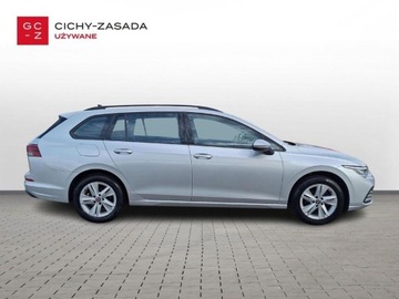 Volkswagen Golf VIII Variant 1.5 TSI 130KM 2022 Volkswagen Golf SalonPL TSI 130KM Variant Life ACC LaneAssist Czujniki ALA, zdjęcie 3