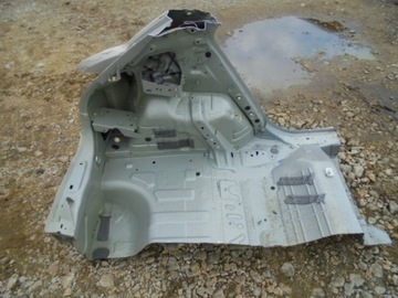 BLATNÍK ČTVRTKA LEVÝ ZADNÍ DS3 CROSSBACK 2021 ROK