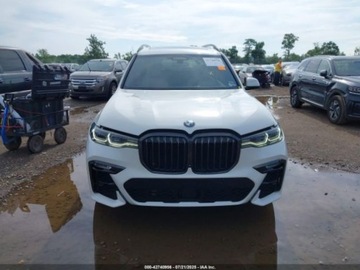 BMW X7 2021 BMW X7 M50i 2021 4.4l 4.4 Benzyna 523KM, zdjęcie 7