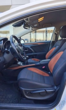 Toyota Avensis III Wagon Facelifting 2015 2.0 D-4D 143KM 2016 Toyota Avensis 2.0 Diesel 143KM, zdjęcie 15