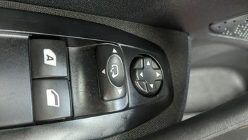 Peugeot 208 I Hatchback 5d Facelifting 1.2 PureTech 82KM 2016 Peugeot 208 1.2i 82PS OPŁACONY Bezwypadkowy, zdjęcie 29