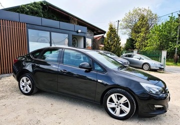 Opel Astra J Sedan 1.4 Turbo ECOTEC 140KM 2013 Opel Astra BENZYNA nawigacja SEDAN super okazja POLECAMY 1.4, zdjęcie 8