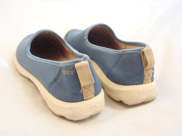 36 СПОРТИВНАЯ ОБУВЬ US5 # CROCS # 556