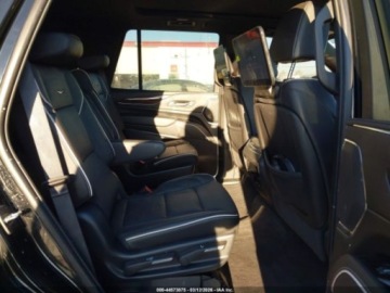 Cadillac Escalade III 2023 Cadillac Escalade 2023r., AWD Premium Luxury, 6.2L, od ubezpieczalni 6.2, zdjęcie 10
