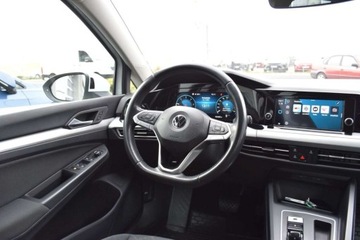 Volkswagen Golf VIII Variant 2.0 TDI 150KM 2022 Volkswagen Golf SalonPL TDI 150KM DSG Pakiety SideAssist Czujniki ACC ALU, zdjęcie 10