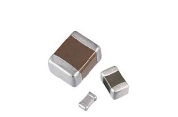 Kondensator ceramiczny 0805 50V X7R 0.1uF 10%