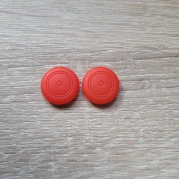 Joy-con gumowa nakładka na analog.