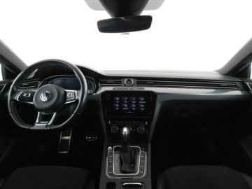 Volkswagen Arteon Fastback 2.0 TSI 190KM 2019 Volkswagen Arteon R-line dsg grzane fotele i, zdjęcie 14