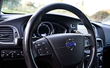 Volvo V40 II Hatchback 1.5 T2 DRIVE-E 122KM 2015 Volvo V40 Lift Automat, Nawigacja, Park Assistant, Grzana szyba, Bezwypadk, zdjęcie 17