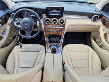 Mercedes GLC C253 2016 Mercedes-Benz GLC 300, 2016r., 4x4, 2.0L 2.0 Benzyna 241KM, zdjęcie 6